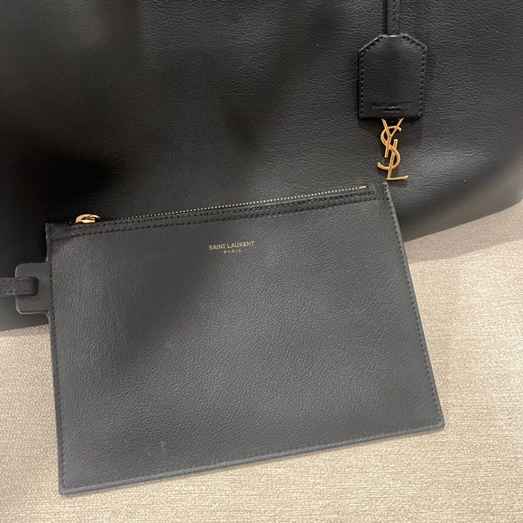 Authentic Saint Laurent Black Shopping Tote - Picture 2 of 13